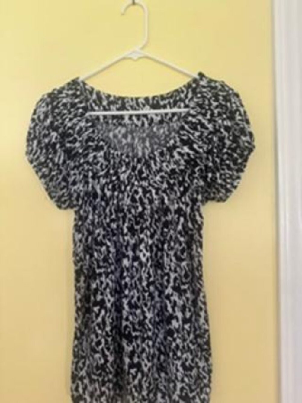Women’s Style and Co Size M Peasant top